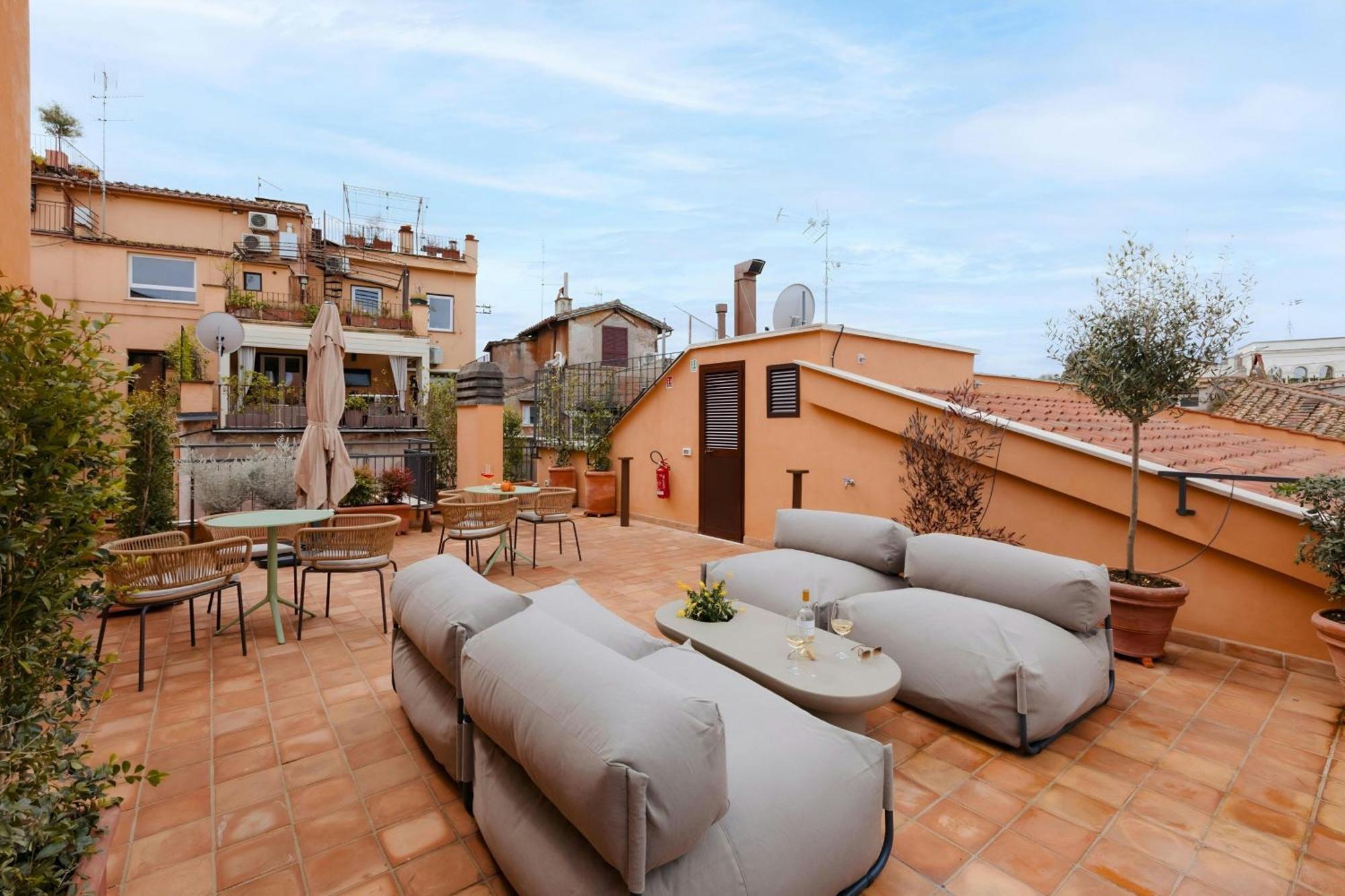 Sonder By Marriott Bonvoy Antinoo Apartments Piazza Del Parlamento - Rome — Photos 1